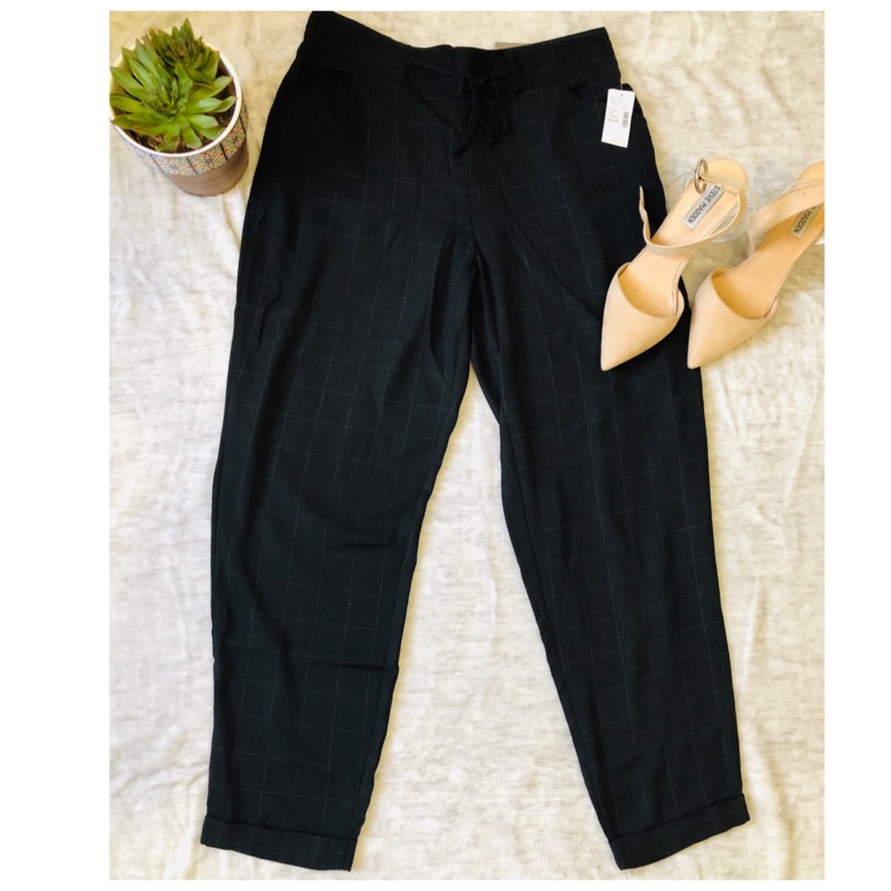 TAPERED DRESS PANTS